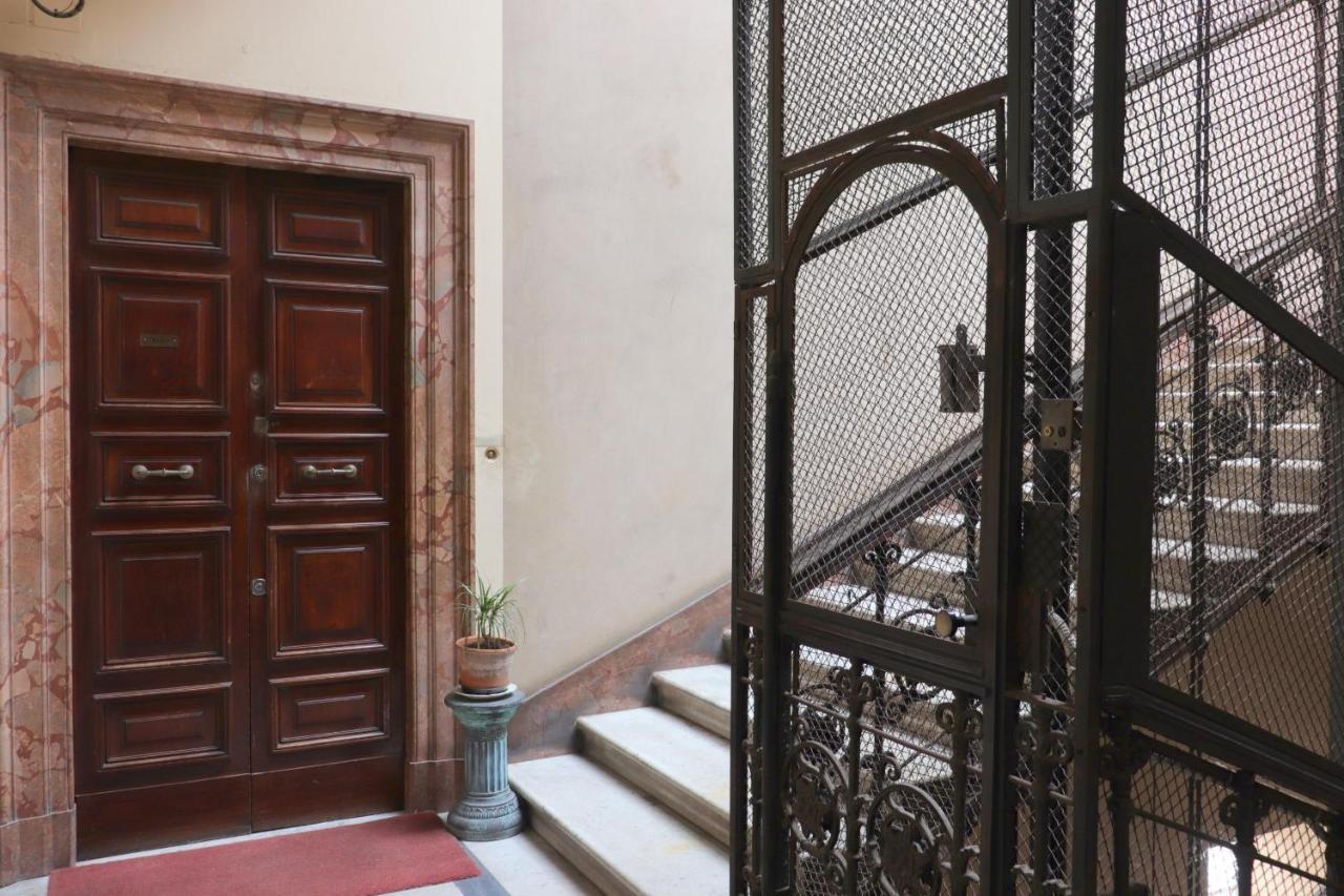 Trevi Grand Blu Suite B&B Roma Dış mekan fotoğraf