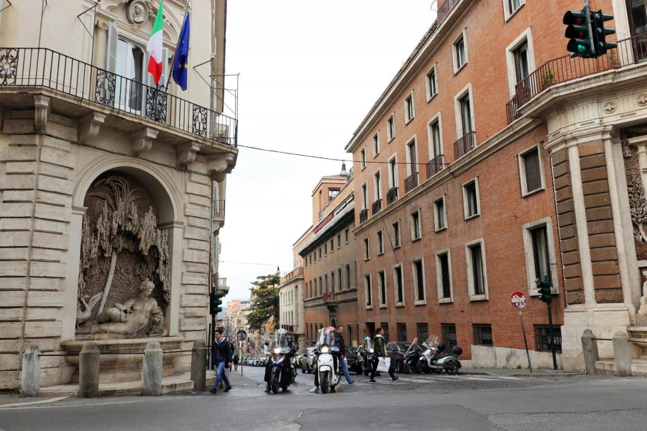 Trevi Grand Blu Suite B&B Roma Dış mekan fotoğraf